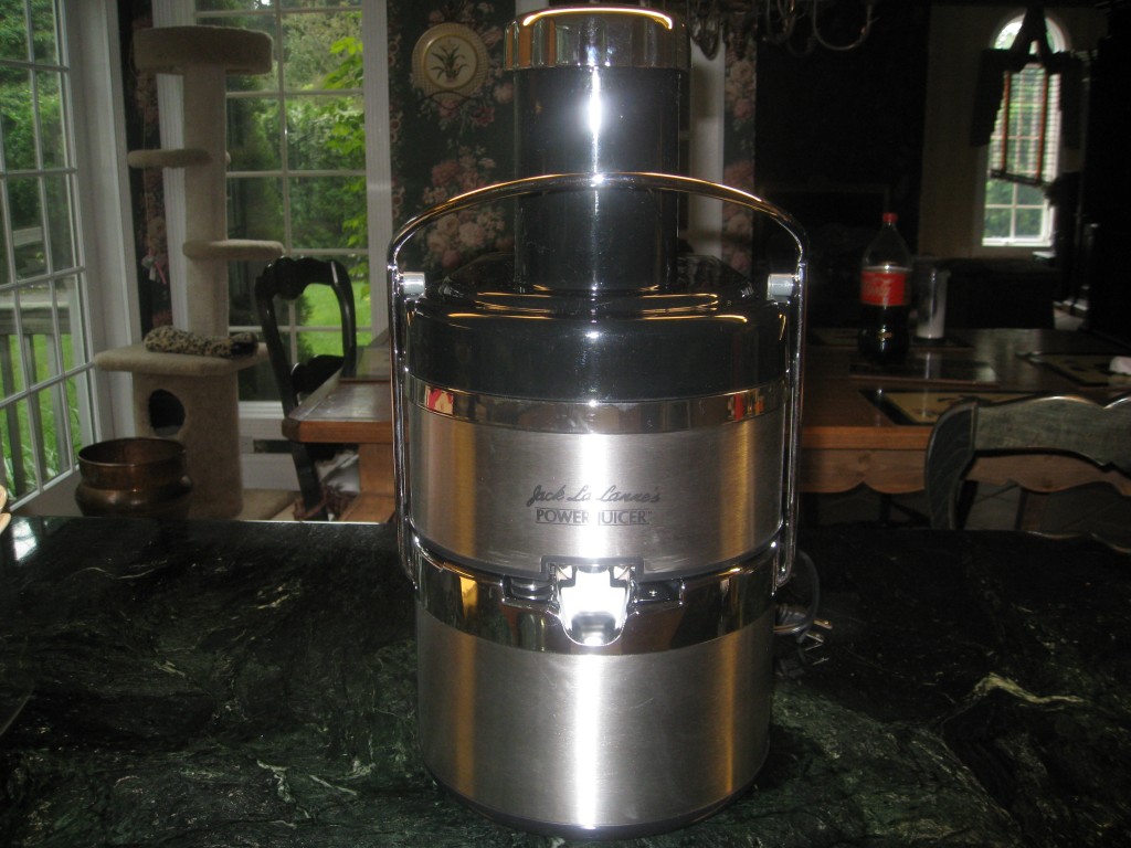 Jack LaLanne's Power Juicer And Two Simple Juice Recipes