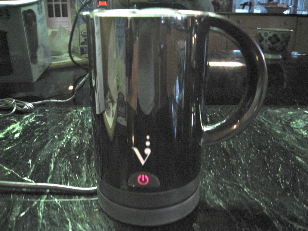 how do you use a verismo milk frother